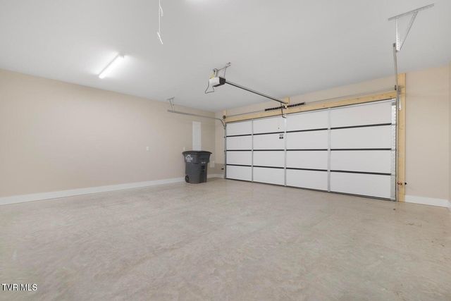 409 Arlington Court, Kingsport, TN 37663