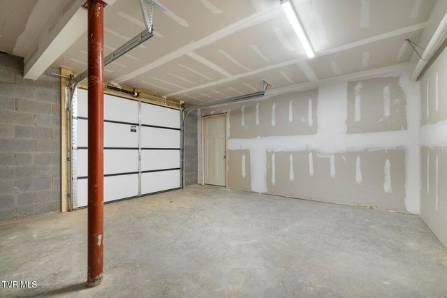 409 Arlington Court, Kingsport, TN 37663