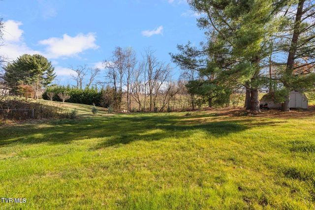 409 Arlington Court, Kingsport, TN 37663