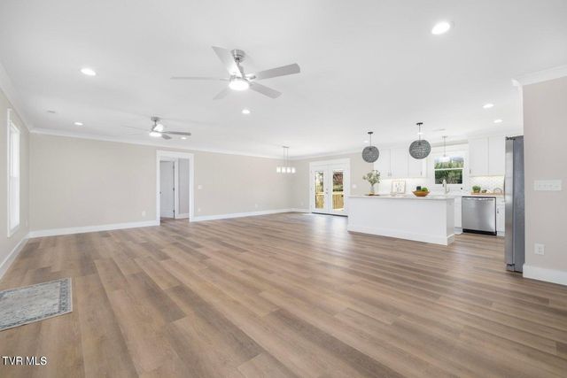 409 Arlington Court, Kingsport, TN 37663