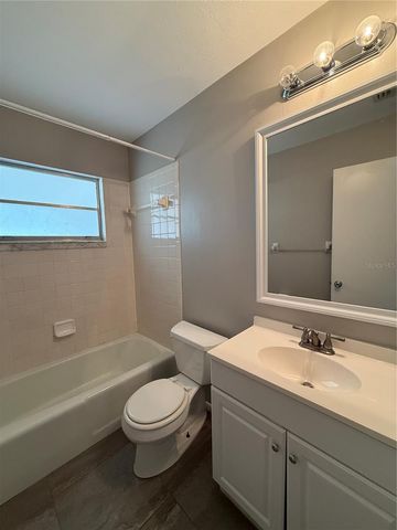 606 BRIARWOOD ROAD, Venice, FL 34293