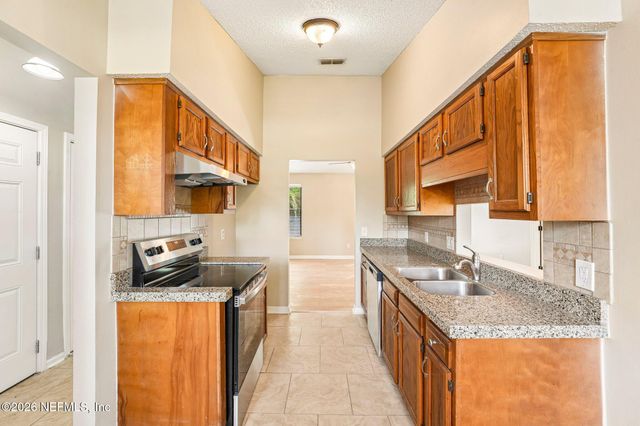 1818 FARM Way, Middleburg, FL 32068