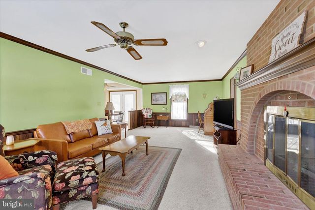 1102 DRY POWDER CIR, Mechanicsburg, PA 17050