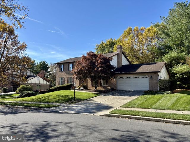 1102 DRY POWDER CIR, Mechanicsburg, PA 17050