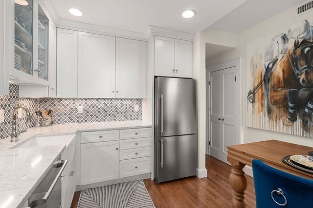 58 Temple Street 3, Boston, MA 02114