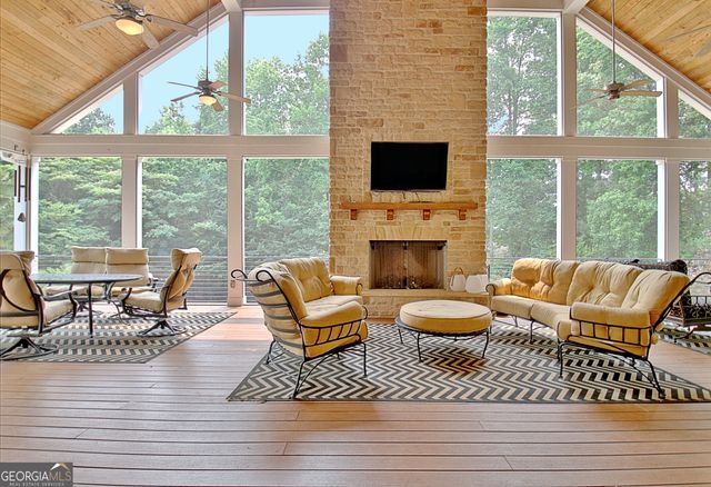 104 Hidden Springs Lane, Peachtree City, GA 30269