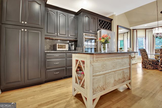 104 Hidden Springs Lane, Peachtree City, GA 30269