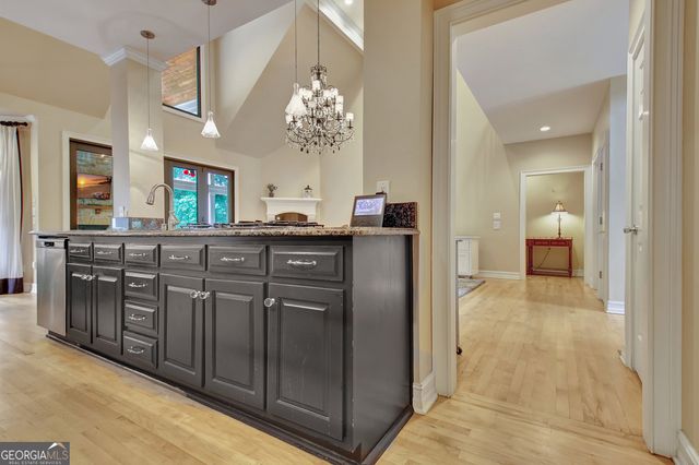 104 Hidden Springs Lane, Peachtree City, GA 30269