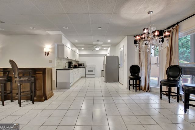 104 Hidden Springs Lane, Peachtree City, GA 30269