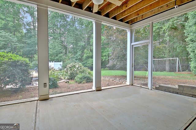 104 Hidden Springs Lane, Peachtree City, GA 30269