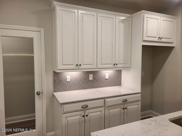 25 ROYCROFT Place, St. Johns, FL 32259