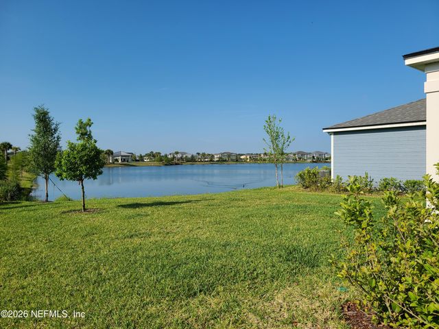 25 ROYCROFT Place, St. Johns, FL 32259