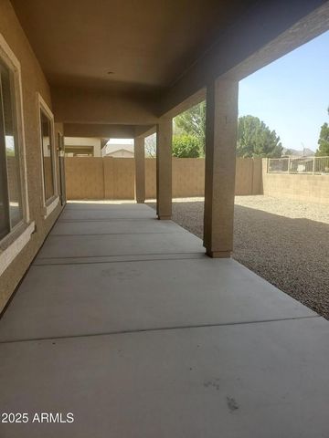 18188 W Paradise Lane, Surprise, AZ 85388