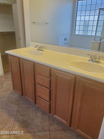 18188 W Paradise Lane, Surprise, AZ 85388