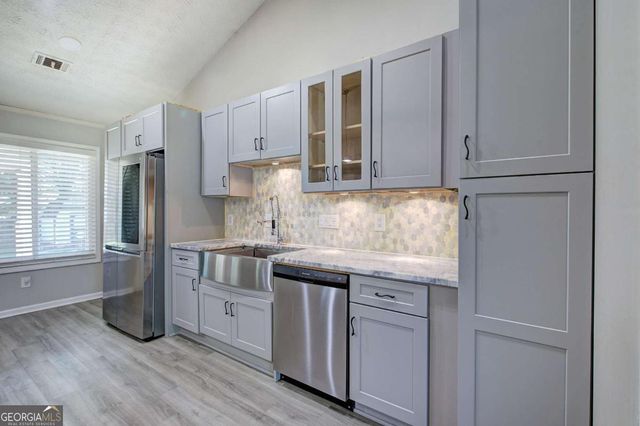 111 Meadowview Lane, Powder Springs, GA 30127