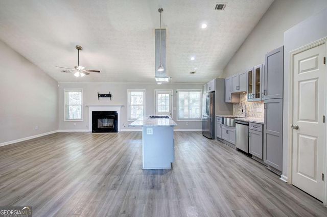 111 Meadowview Lane, Powder Springs, GA 30127