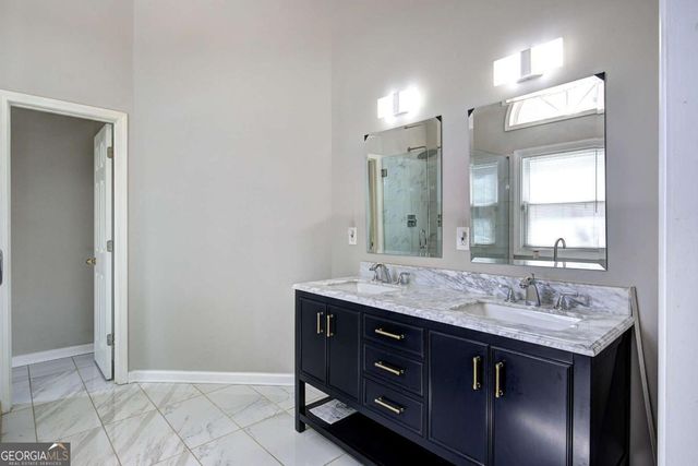 111 Meadowview Lane, Powder Springs, GA 30127