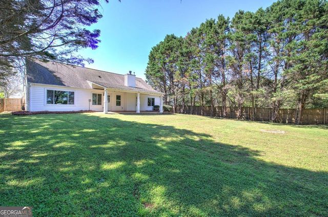 111 Meadowview Lane, Powder Springs, GA 30127