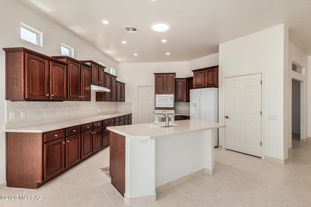 13774 N Heritage Canyon Drive, Marana, AZ 85658