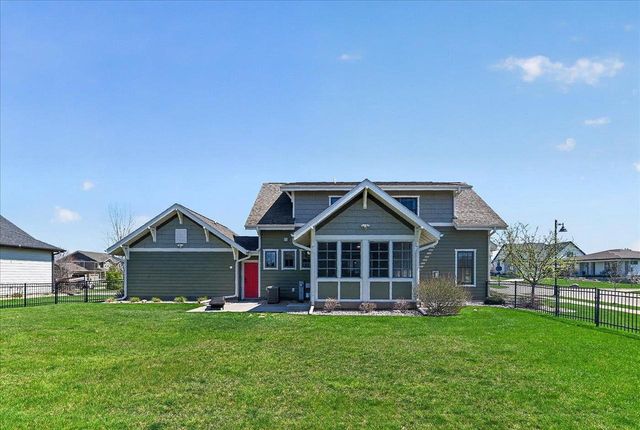 4912 St Annes Drive, Middleton, WI 53597