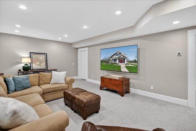 4912 St Annes Drive, Middleton, WI 53597