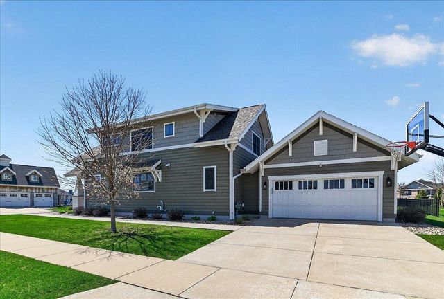 4912 St Annes Drive, Middleton, WI 53597
