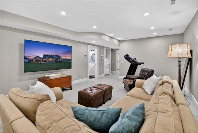 4912 St Annes Drive, Middleton, WI 53597