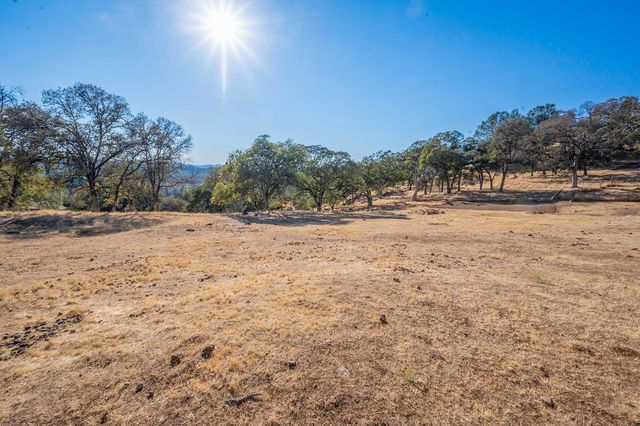 5892 McKinley Dr, Garden Valley, CA 95633