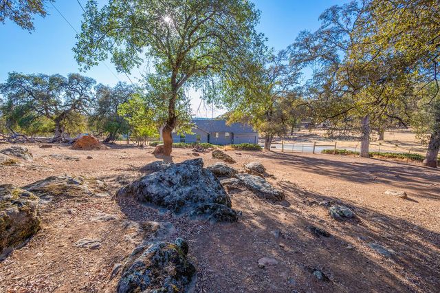 5892 McKinley Dr, Garden Valley, CA 95633