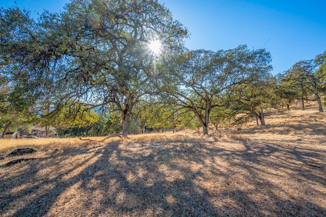 5892 McKinley Dr, Garden Valley, CA 95633