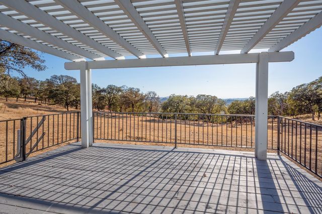 5892 McKinley Dr, Garden Valley, CA 95633