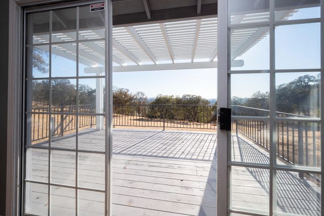 5892 McKinley Dr, Garden Valley, CA 95633