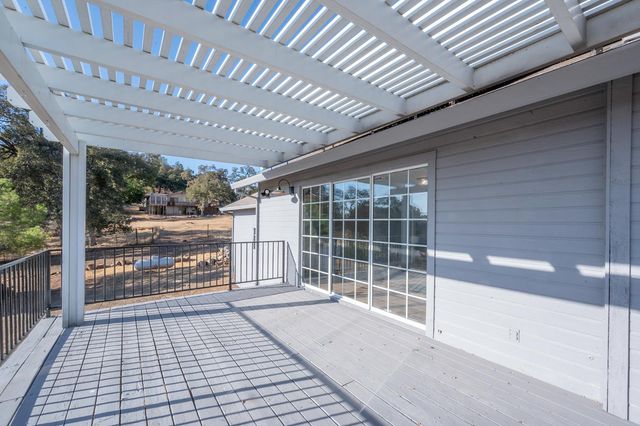 5892 McKinley Dr, Garden Valley, CA 95633