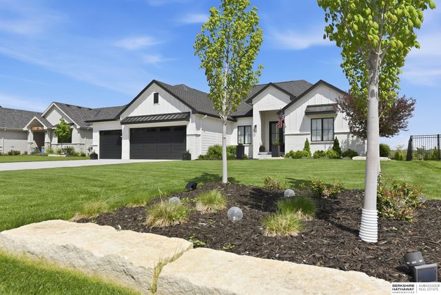 619 S 243rd Street, Waterloo, NE 68069