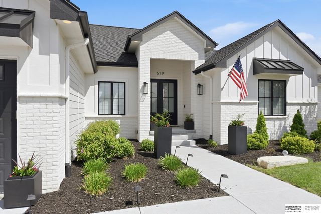 619 S 243rd Street, Waterloo, NE 68069