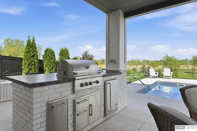 619 S 243rd Street, Waterloo, NE 68069
