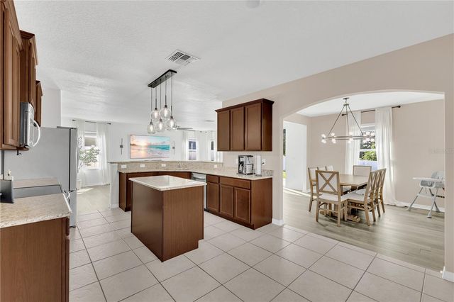 181 DAIGLEDOG STREET, St Cloud, FL 34772