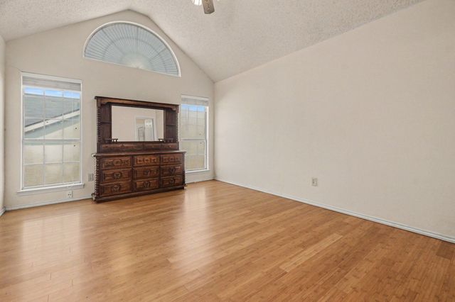 340 Arbor Court, Euless, TX 76039