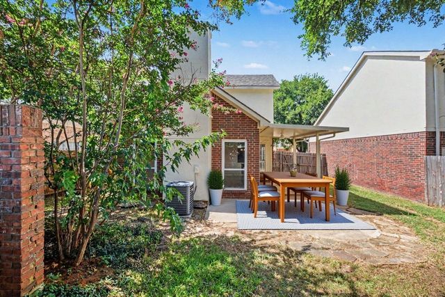 340 Arbor Court, Euless, TX 76039