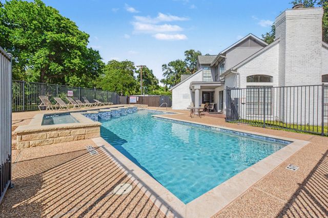 340 Arbor Court, Euless, TX 76039