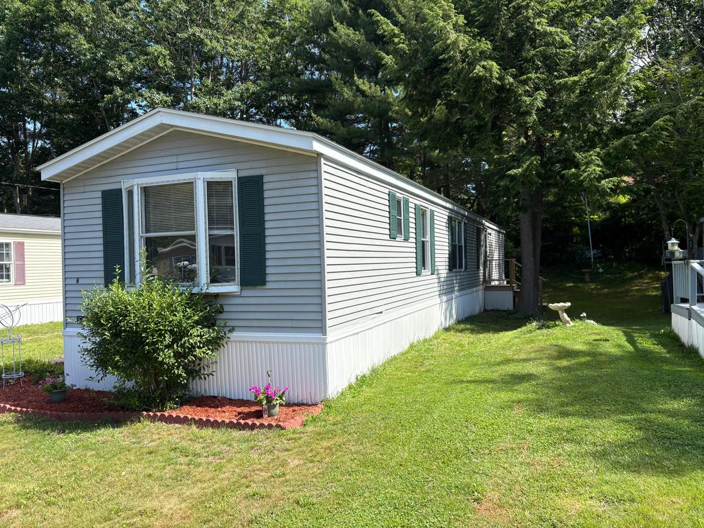 8 Mayflower Drive, Old Orchard Beach, ME 04064 — photo 2