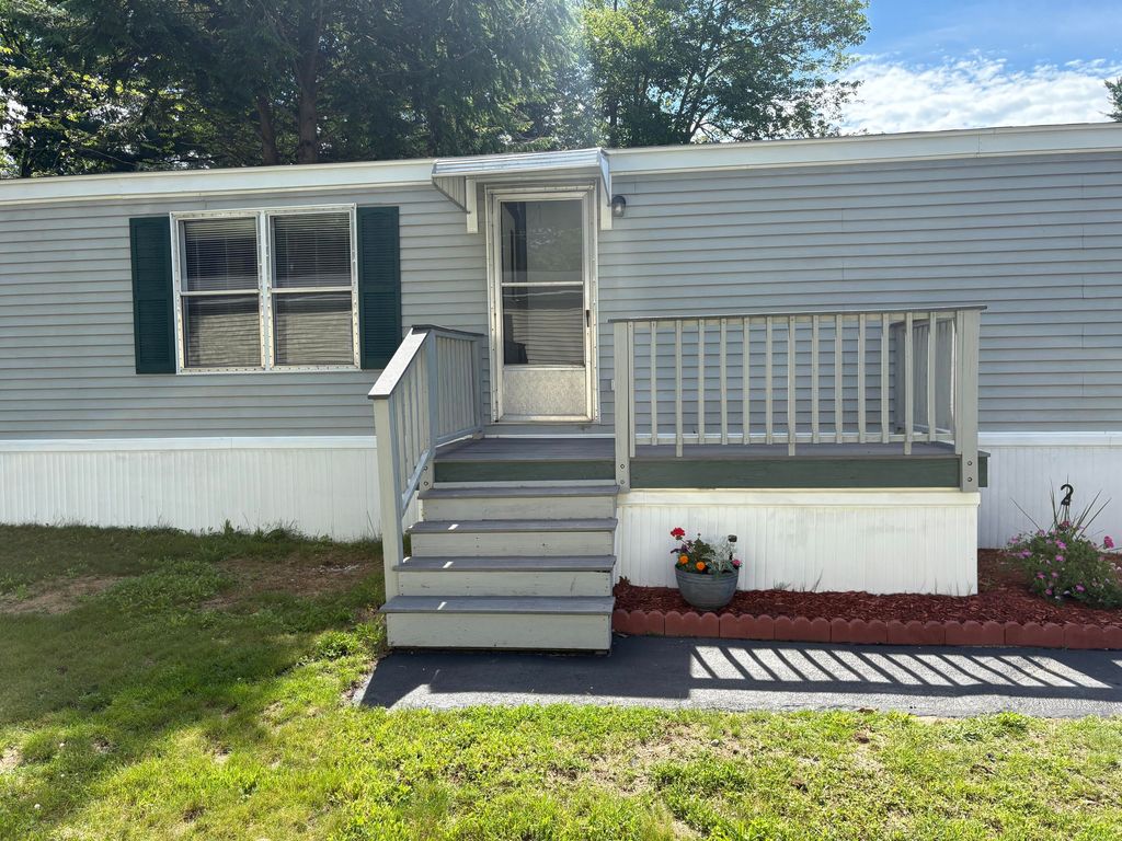 8 Mayflower Drive, Old Orchard Beach, ME 04064 — photo 3
