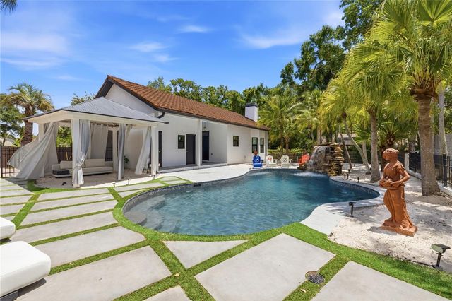 3017 OAKMONT DRIVE, Clearwater, FL 33761