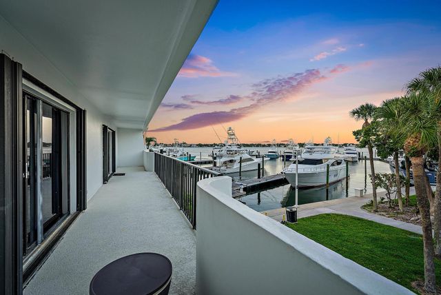 1200 Marine Way G11, North Palm Beach, FL 33408