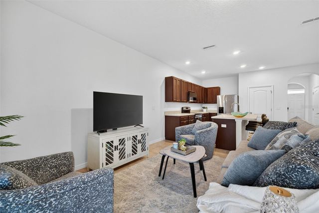 200 FELTRIM RESERVE BOULEVARD, Davenport, FL 33837