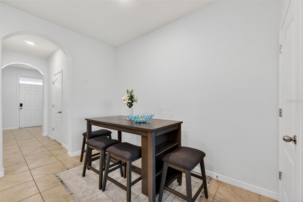 Image 19 of property listing at 200 FELTRIM RESERVE BOULEVARD, Davenport, FL 33837