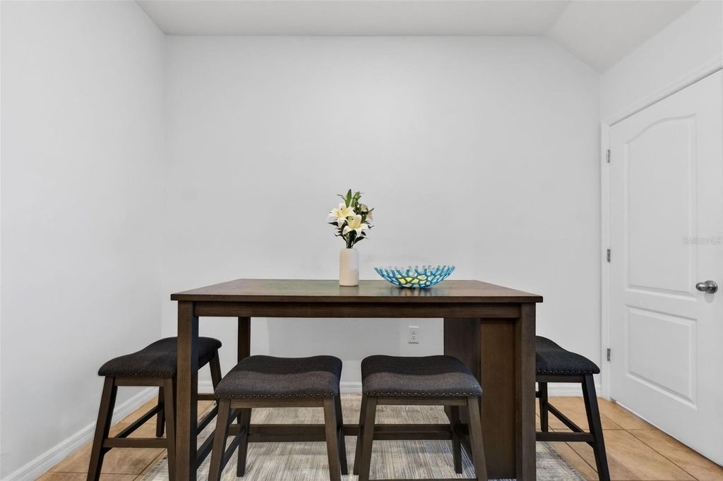 Image 36 of property listing at 200 FELTRIM RESERVE BOULEVARD, Davenport, FL 33837