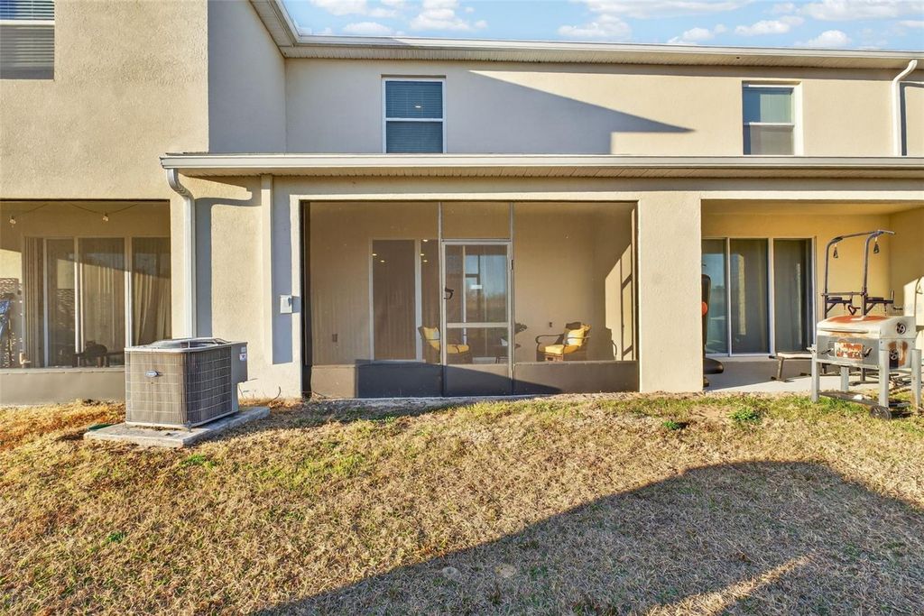 Image 40 of property listing at 200 FELTRIM RESERVE BOULEVARD, Davenport, FL 33837