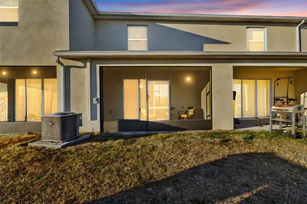 Image 45 of property listing at 200 FELTRIM RESERVE BOULEVARD, Davenport, FL 33837