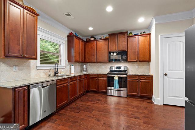 108 Village Place, Newnan, GA 30265